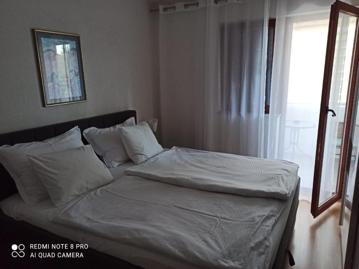 Apartman Robertino 1966 Makarska Extérieur photo