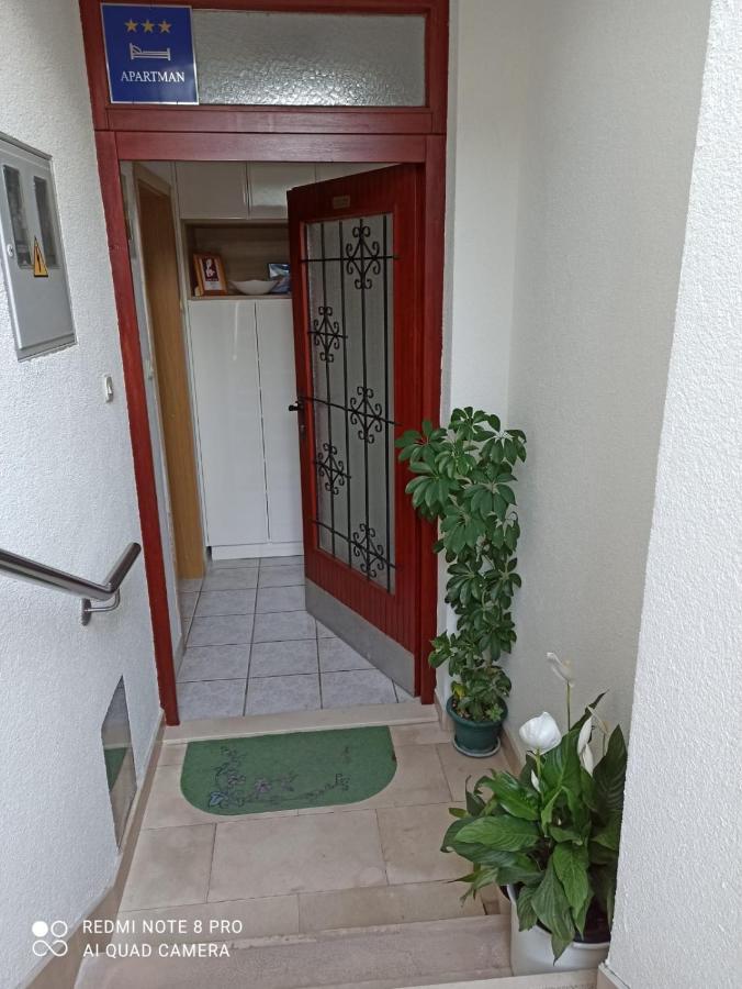 Apartman Robertino 1966 Makarska Extérieur photo